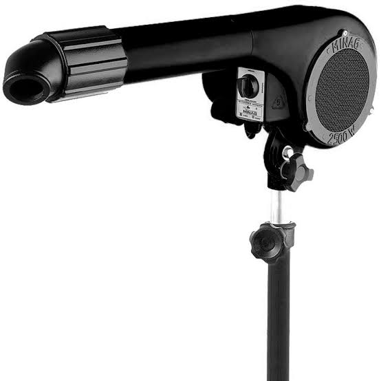 Secador Minag Preto 110V com pedestal